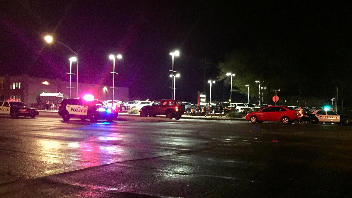 Tucson police: Woman struck and killed crossing Speedway
